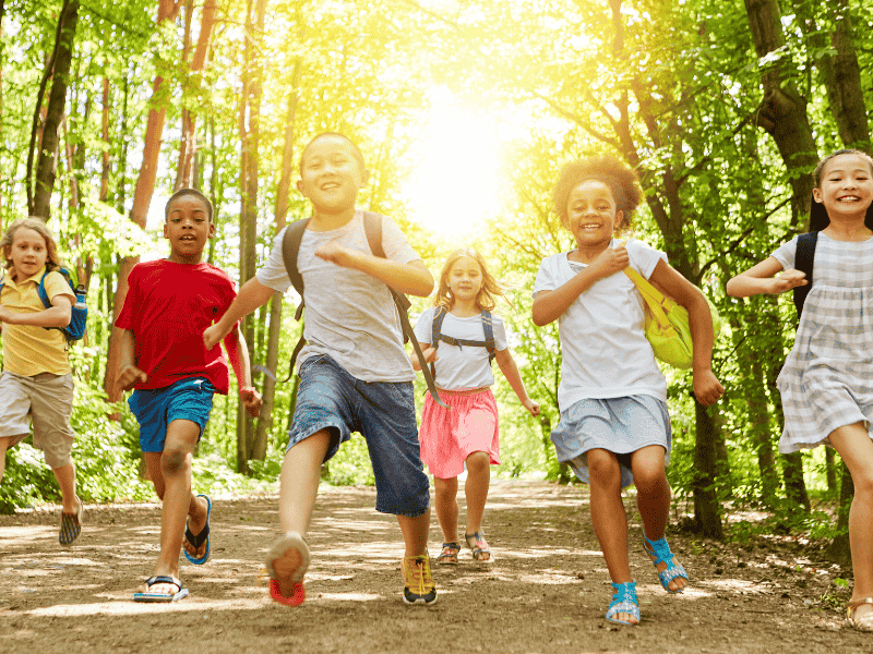 Vacances d’été et angoisse de séparation chez l’enfant