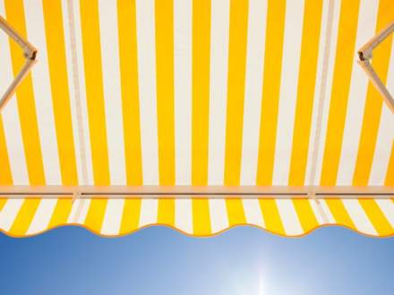 3 styles de banne solaire pour votre extérieur