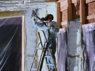 Les étapes de pose pour votre isolant projeté